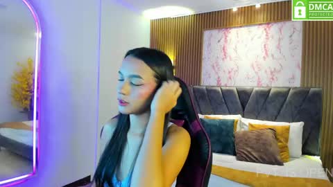 Aisha  online show from 05.25.26