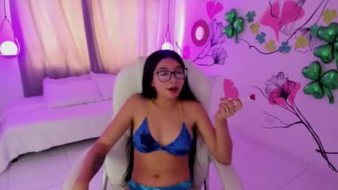 Aisha online show from 03.17.26