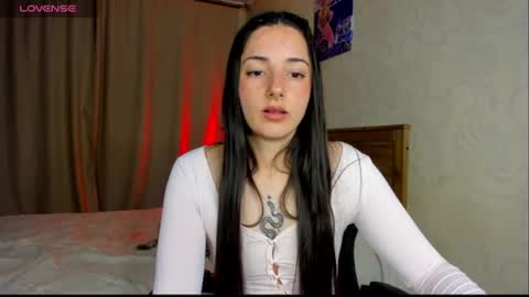 Aisha online show from 06.25.26