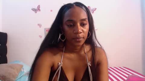 Aisha online show from 11.26.25