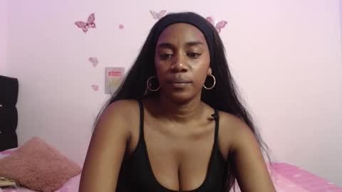 Aisha online show from 11.30.25