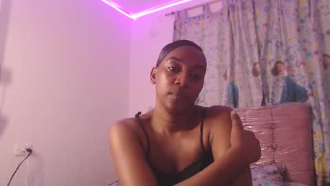 Aisha online show from 12.15.25