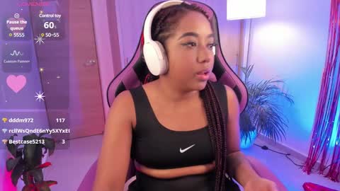 Snapshot of aisharose_ chatting on 02.18.25 Aisha online show from 02.18.25