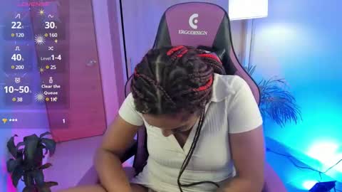 Snapshot of aisharose_ chatting on 02.19.25 Aisha online show from 02.19.25