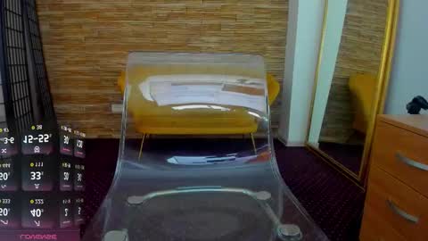 Aisha online show from 10.20.25