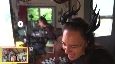 Aisha the Mermaid online show from 03.02.25