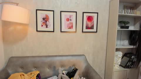 AishaValcazar online show from 12.16.25