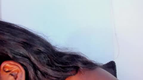 Snapshot of aishazaa chatting on 11.09.25 aishazaa online show from 11.09.25