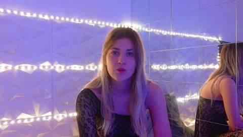 Aisha online show from 10.31.25