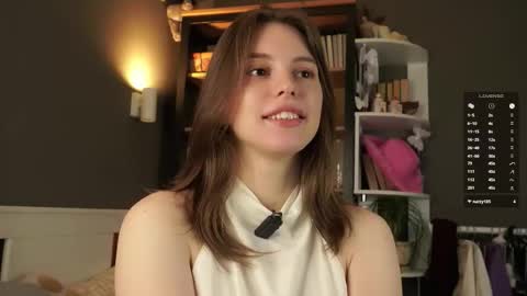 Snapshot of aislyfarran chatting on 02.11.26 Aliza online show from 02.11.26