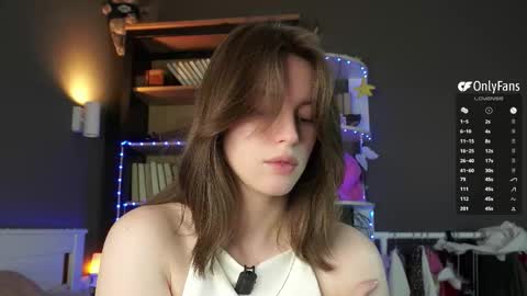 Snapshot of aislyfarran chatting on 02.22.26 Aliza online show from 02.22.26