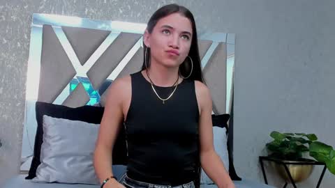 little aitana  online show from 01.27.25