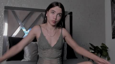 little aitana  online show from 01.29.25