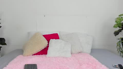 little aitana  online show from 03.12.25