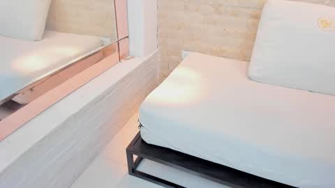  AITANA online show from 02.24.26