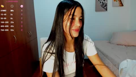 Snapshot of aitanaa1_ chatting on 02.18.25 Aitana online show from 02.18.25