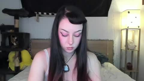 Aivie Pink online show from 07.18.26
