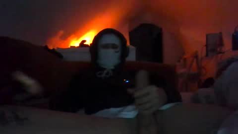 aj21999727 online show from 10.26.25