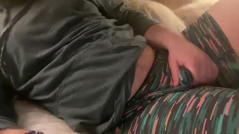 Snapshot of aj86cam chatting on 10.01.25 aj86cam online show from 10.01.25