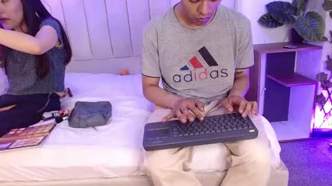 Snapshot of aji_golds chatting on 05.15.26 aji_golds online show from 05.15.26