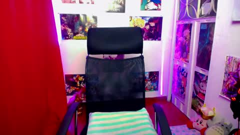 Akai Kraz  online show from 01.15.25