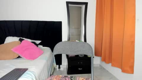 MIRANDA online show from 04.10.26