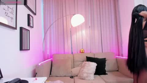akari_swet online show from 07.24.26