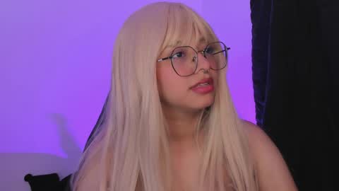 Akari online show from 04.20.26