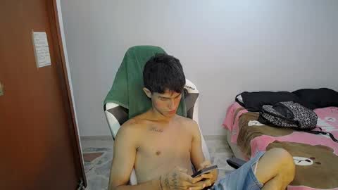 Akyra latin online show from 04.01.26