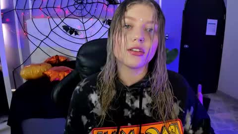 Alaia online show from 11.04.25