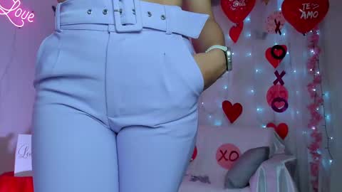 Snapshot of alaia_love77 chatting on 02.15.25 Alaia online show from 02.15.25