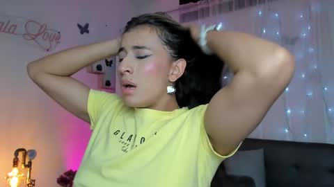 Snapshot of alaia_love77 chatting on 03.09.25 Alaia online show from 03.09.25