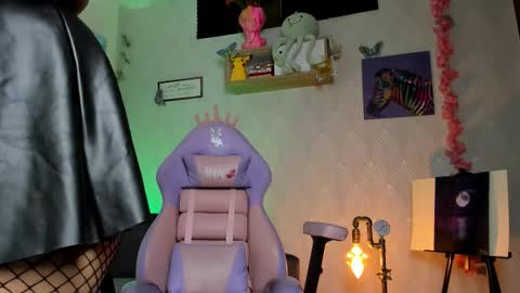 Snapshot of alaia_love77 chatting on 10.02.25 Alaia online show from 10.02.25