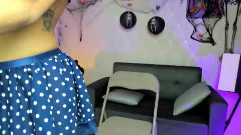 Snapshot of alaia_love77 chatting on 10.21.25 Alaia online show from 10.21.25