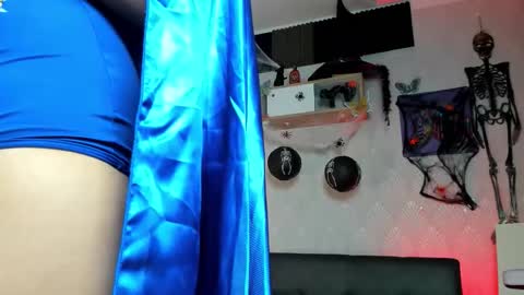 Snapshot of alaia_love77 chatting on 10.30.25 Alaia online show from 10.30.25