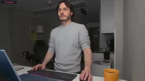 Snapshot of alakazam208 chatting on 02.20.25 Maxi online show from 02.20.25