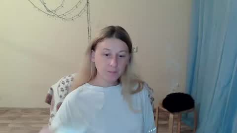 Snapshot of alalaska_ana chatting on 07.16.26 Anna online show from 07.16.26