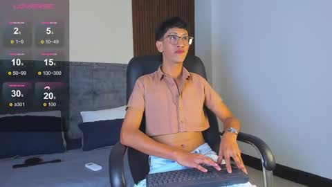 Snapshot of alan_bless18 chatting on 11.22.25 ALAN online show from 11.22.25