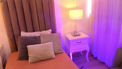 alana_2916 online show from 01.03.25