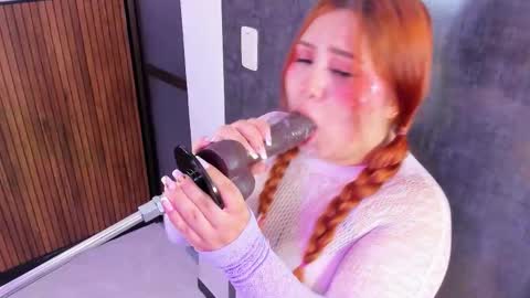 Snapshot of alana_glasses chatting on 02.14.26 Alana online show from 02.14.26