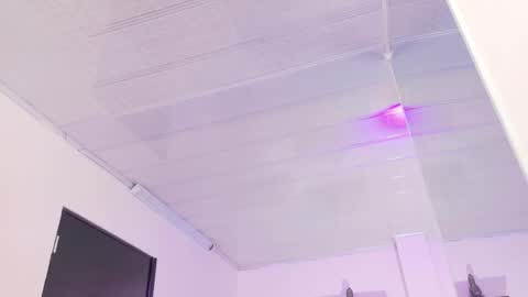 Snapshot of alana_madison chatting on 10.21.25 Maeve online show from 10.21.25