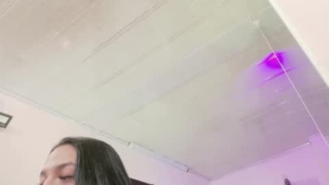 Snapshot of alana_madison chatting on 10.27.25 Maeve online show from 10.27.25