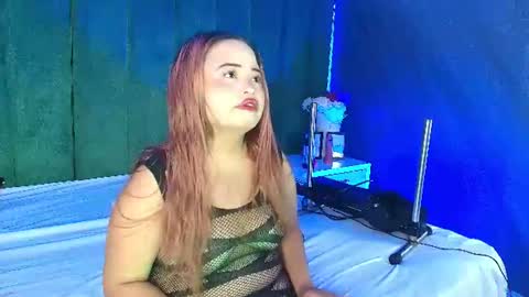 Snapshot of alana_petite chatting on 07.10.26 ALANA PETITE online show from 07.10.26