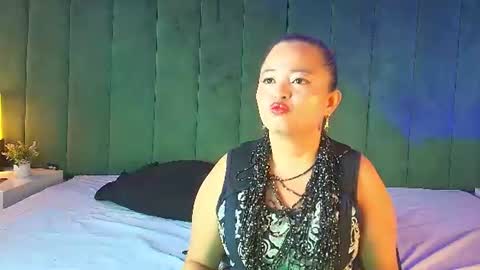 Snapshot of alana_petite chatting on 07.16.26 ALANA PETITE online show from 07.16.26