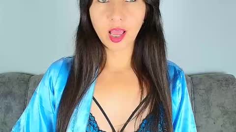 Snapshot of alana_pink95 chatting on 11.18.25 alana_pink95 online show from 11.18.25