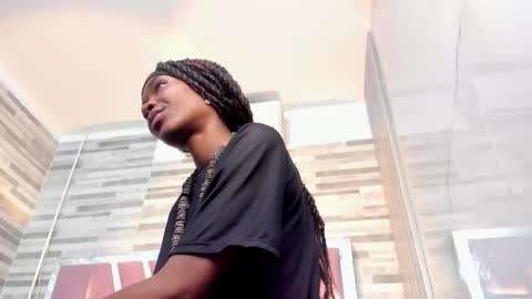 Alana online show from 11.27.25