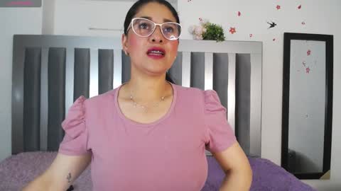 Alana  online show from 10.25.25