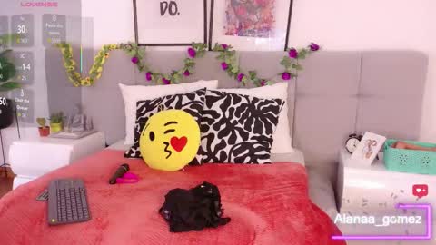 Alanaa  online show from 09.25.25