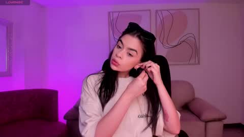 Alana online show from 10.23.25