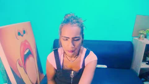 Snapshot of alanadelray chatting on 01.12.25 alanadelray online show from 01.12.25
